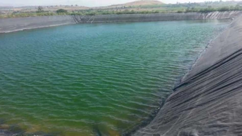 ساخت استخر کشاورزی و پلیمری در رودبار رشت